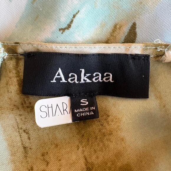 Womans size small blue and - Picture 4 of 6